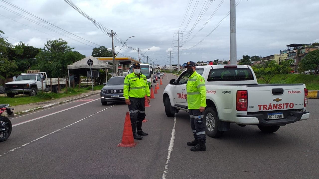 Em Manaus, Avenida Brasil é interditada para obras emergenciais