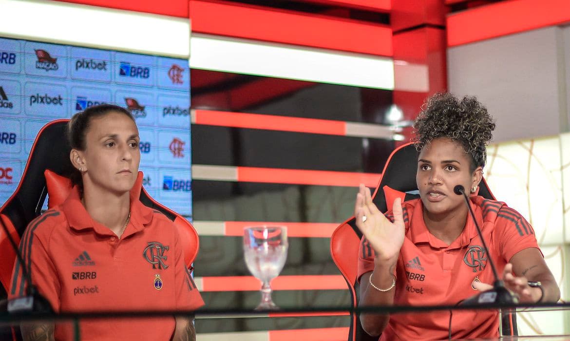 É a vez delas! Flamengo apresenta equipe feminina para 2022