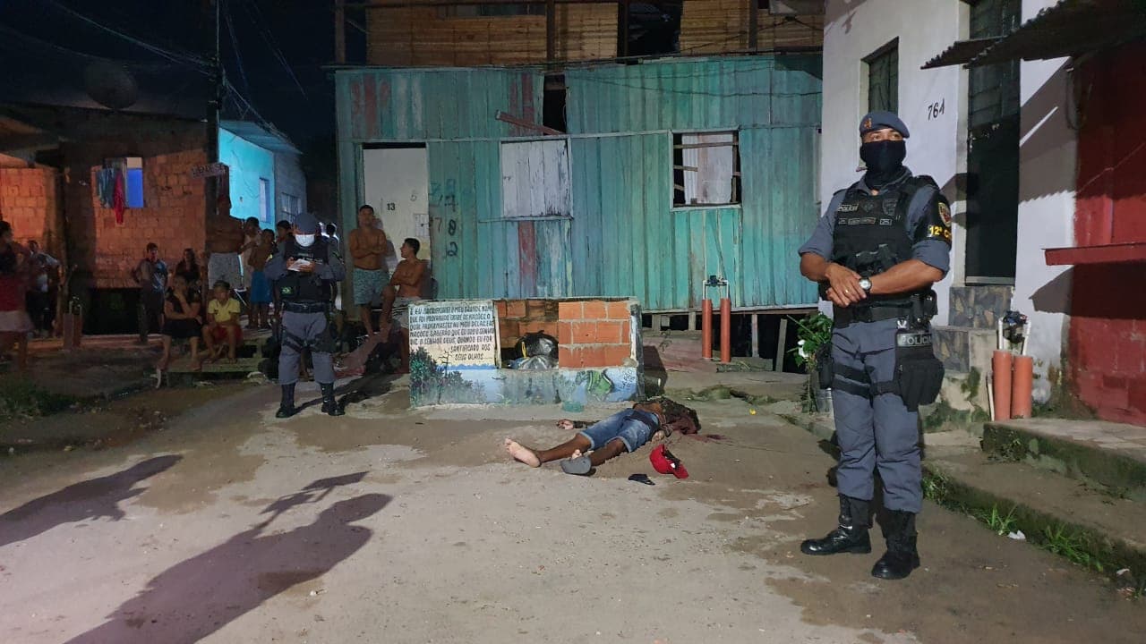 Homem é executado após descer de aplicativo