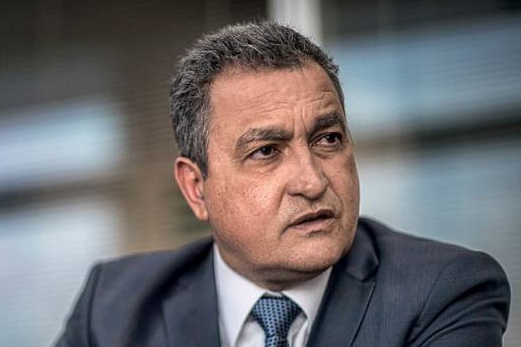 Governador da Bahia cobra &#8220;repasse substantivo&#8221; para ajudar estado