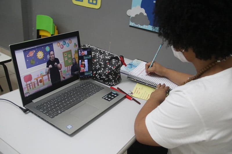 Semed define data para retomada de aulas presenciais na rede municipal