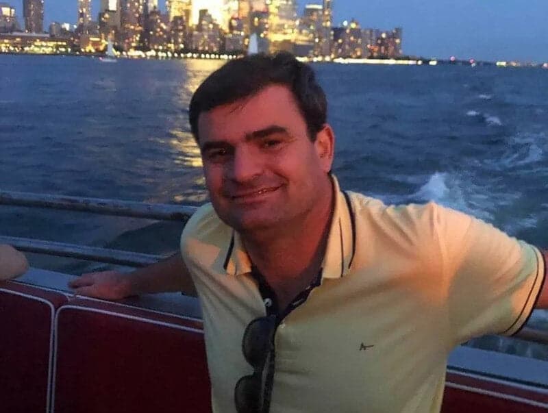 Síndico que matou torcedor palmeirense se entrega à polícia