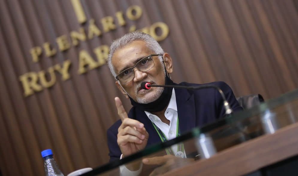 Deputado Sinésio diz que diretor da Amazonas Energia pode ser preso por mentir à CPI