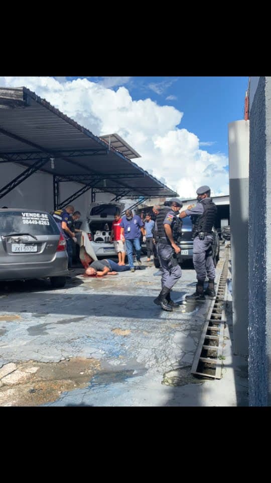 Homem é assassinado na Praça 14