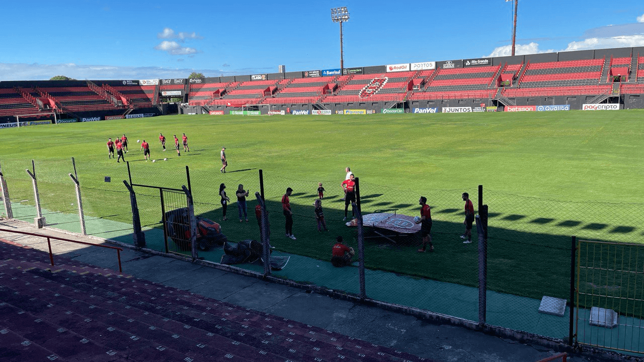 EXCLUSIVO: Coordenador-técnico do Brasil de Pelotas fala do jogo contra o Manaus