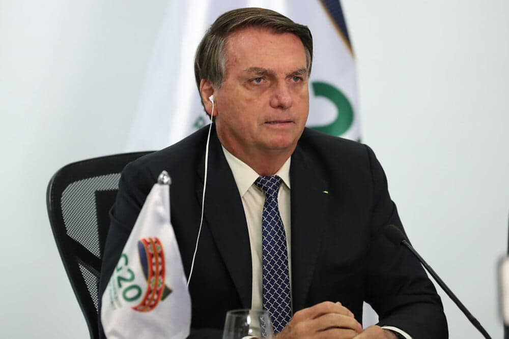 Bolsonaro edita decreto que bloqueia R$ 8,2 bilhões a ministérios