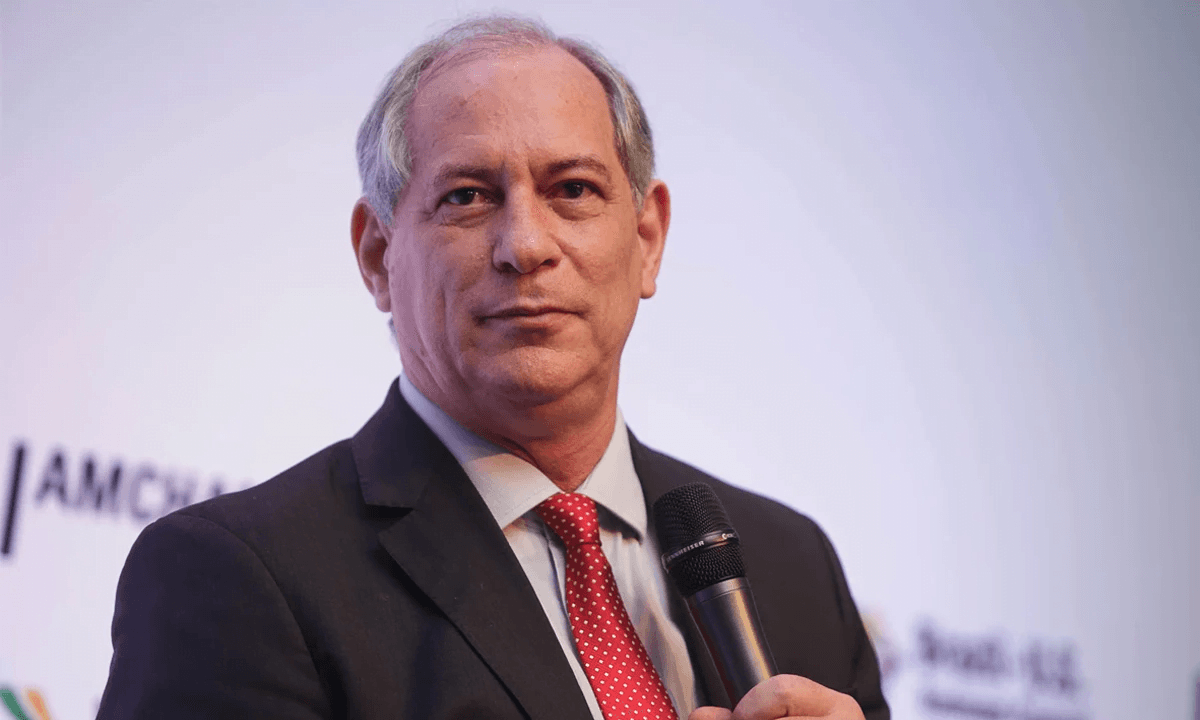 Ciro Gomes rebate fala de Bolsonaro sobre Petrobras: “Estuprador é ele”