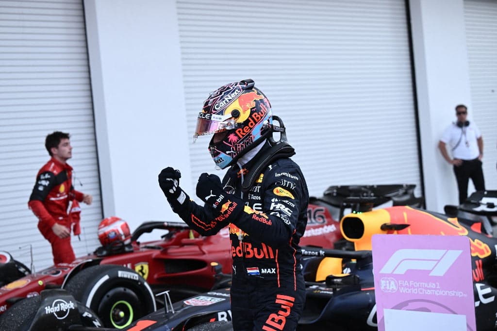 Verstappen sai na pole-position no primeiro GP da Temporada