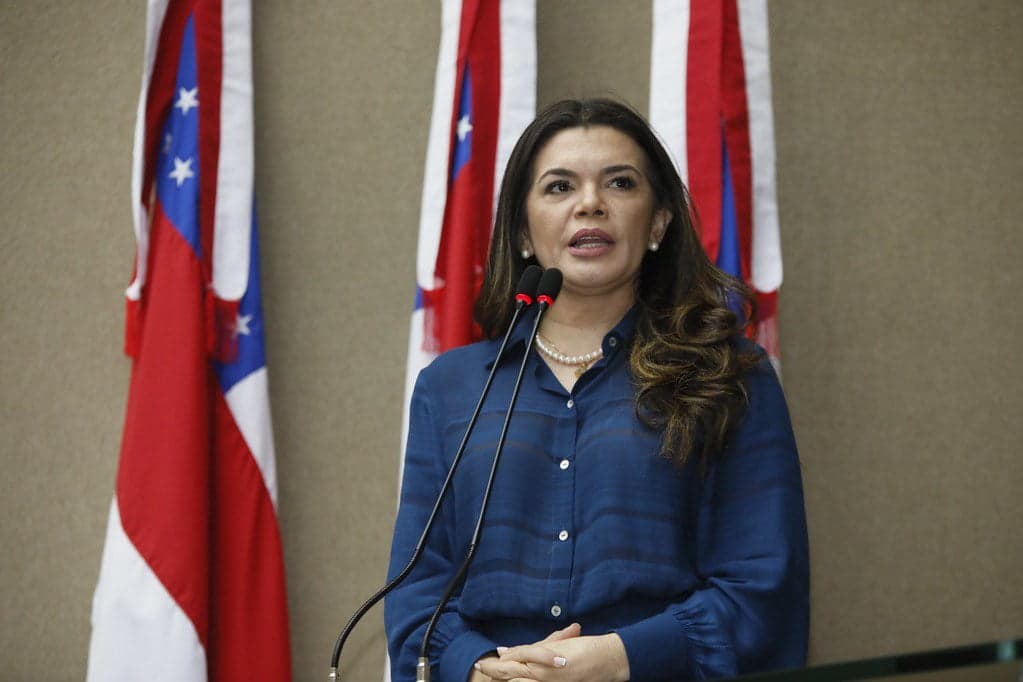 PL Klara Castanho prevê sanções contra quebra de sigilo em processos de adoção