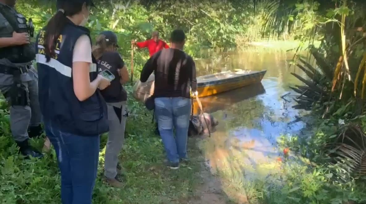 Vídeo: corpo é encontrado dentro de rio no Iranduba