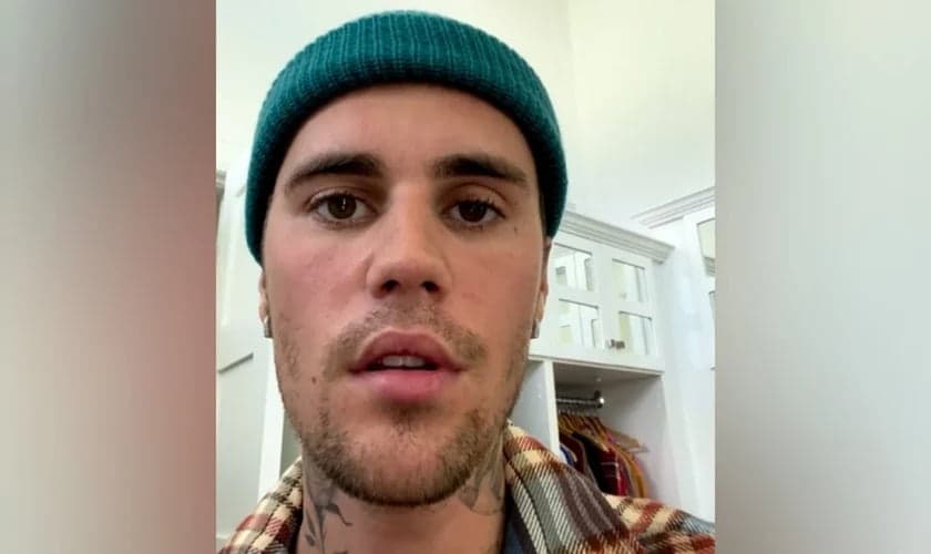 Após pausa para tratar paralisia no rosto, Justin Bieber retoma turnê