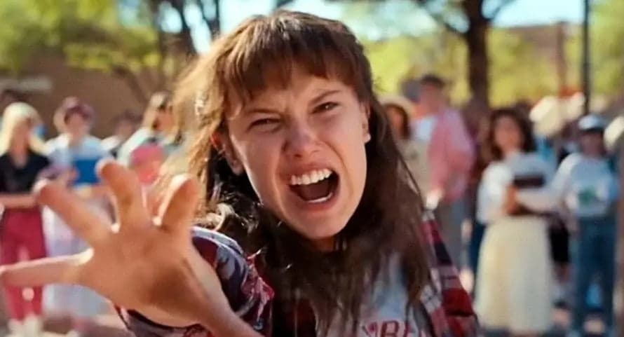 Atriz de &#8220;Stranger Things&#8221; cancela vinda ao Brasil em evento polêmico