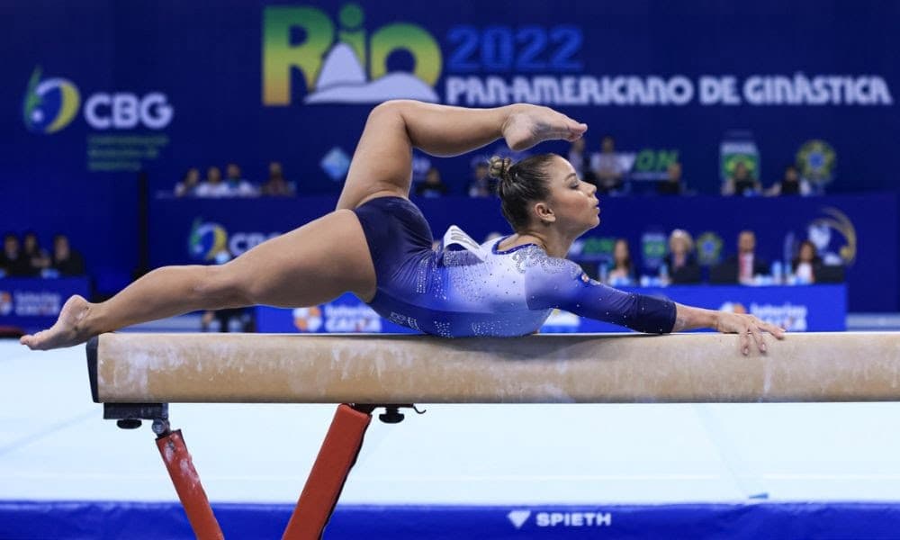Flávia Saraiva é campeã do individual geral no Pan-Americano