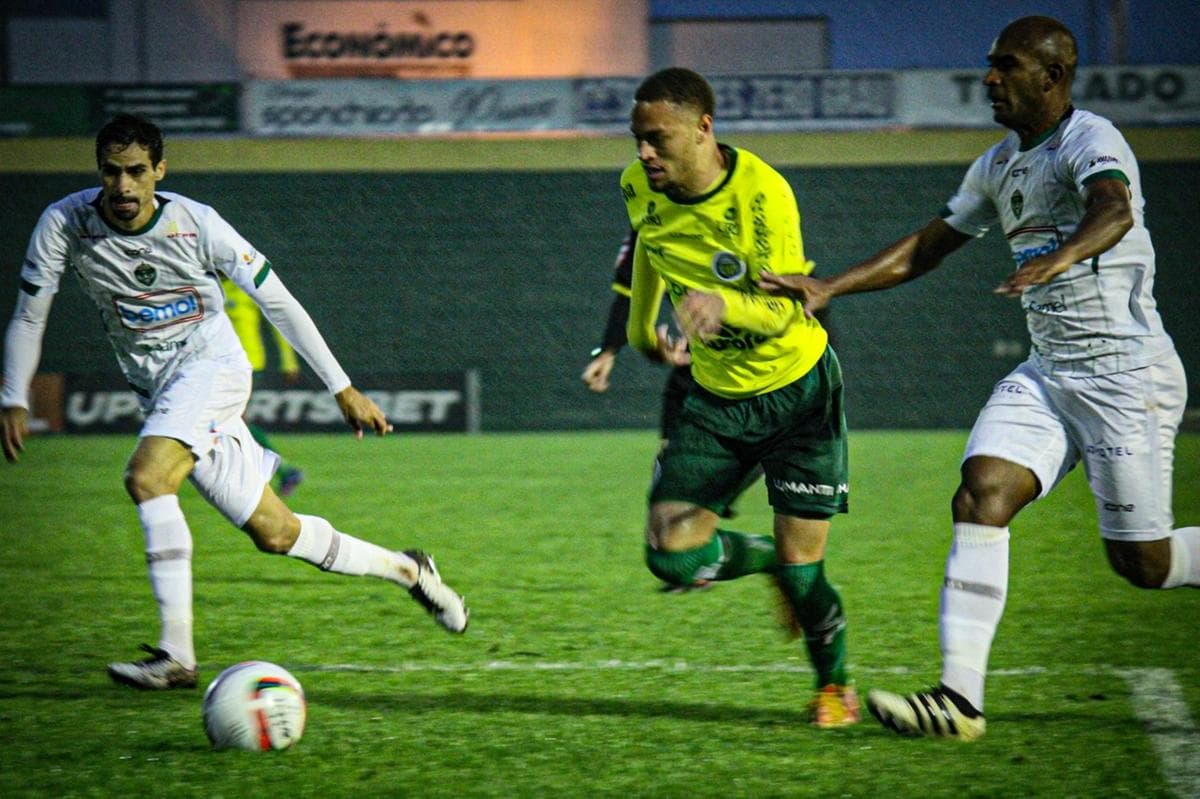 Manaus é goleado por 5 a 0 do Ypiranga e se complica na Série C