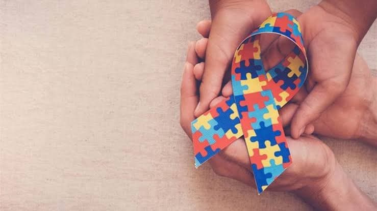 Pesquisadores descobrem exame que identifica autismo em crianças até 2 anos