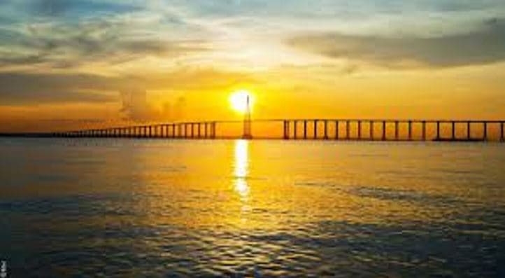 Balneários para aplacar o calor e curtir a culinária amazônica