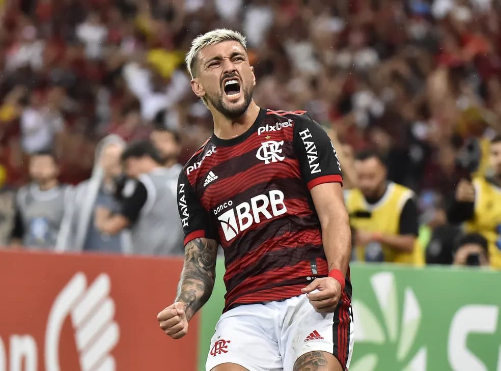 Arrascaeta tem pubalgia e jogará no sacrifício até o fim do ano pelo Flamengo