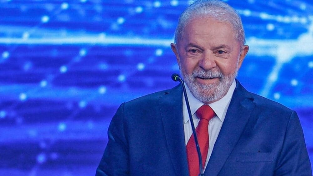 Em fase final de campanha, Lula privilegia debate na Globo