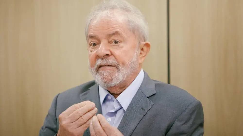 TSE nega pedido de Lula para que Eduardo Bolsonaro retire publicações nas redes sociais