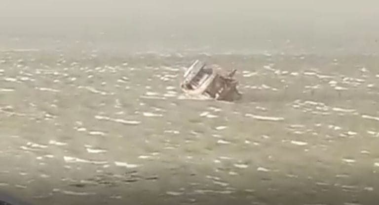 Forte ventania afunda embarcação em Jutaí