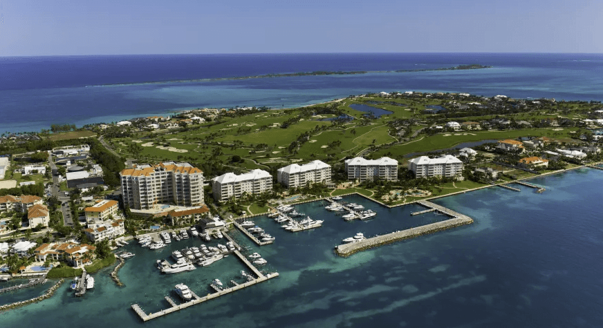 Mulher é atacada por tubarão nas Bahamas