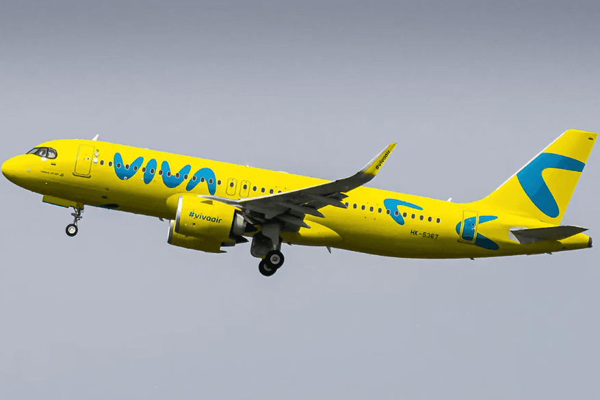 Avião faz pouso com combustível para seis minutos de voo