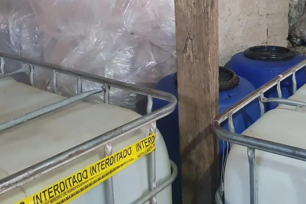 &#8216;Cachaça Batizada&#8217;: operação fecha fábrica clandestina de bebida