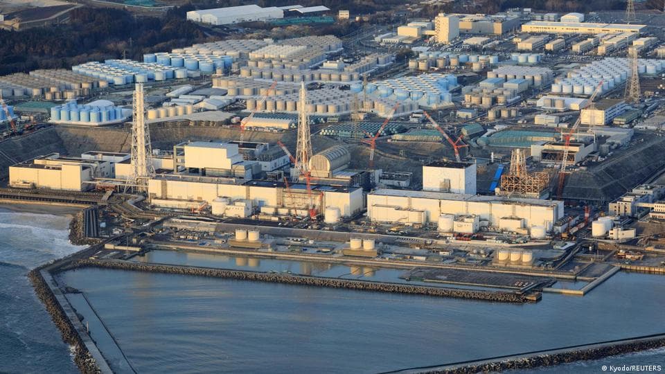 Usina no Japão palco de acidente nuclear prepara despejo de água radioativa no mar