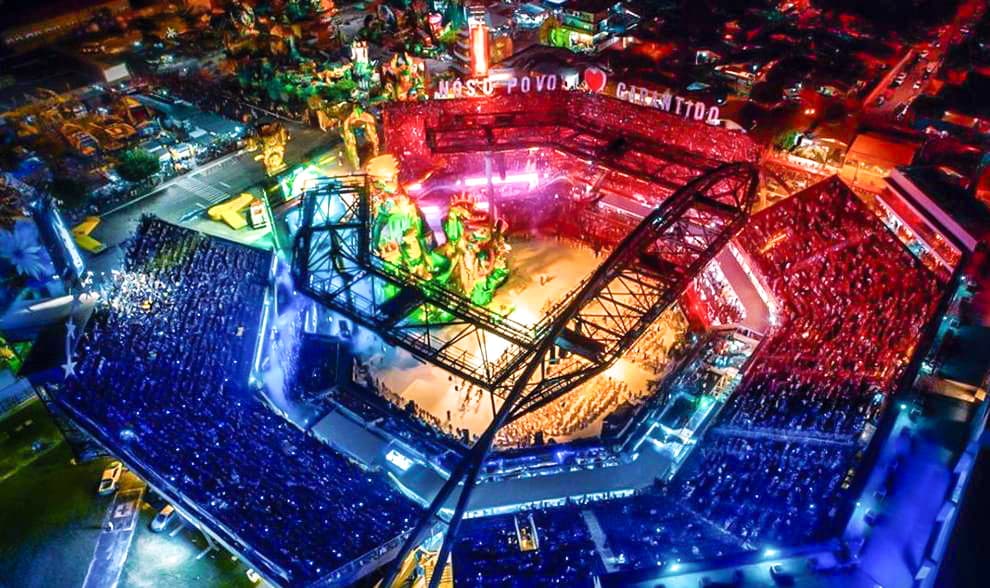 Bumbódromo de Parintins pode voltar a se chamar Amazonino Mendes