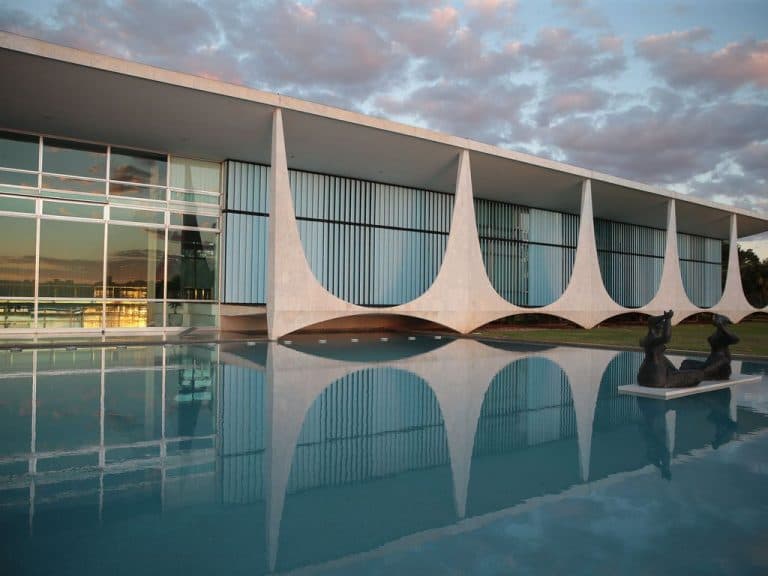 Palácio da Alvorada pode ser tombado patrimônio cultural