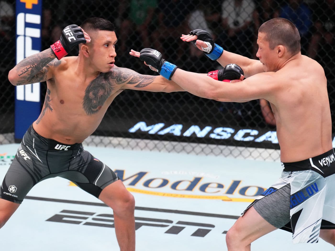 Após vídeo intímo vazar, lutador do UFC assume ser bissexual