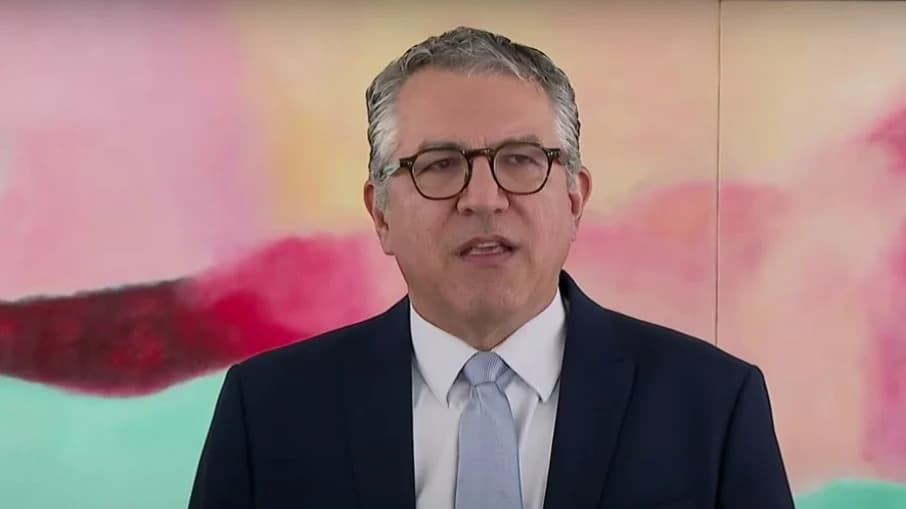 Ministro diz que governo Lula apoiará criação de CPMI do 8 de janeiro