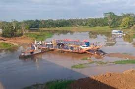 Travessia por balsa em rio da BR-319 é suspensa nesta quinta (4) à tarde