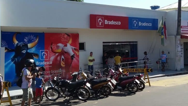 DPE-AM expede recomendação ao Bradesco para evitar falta de dinheiro em Parintins
