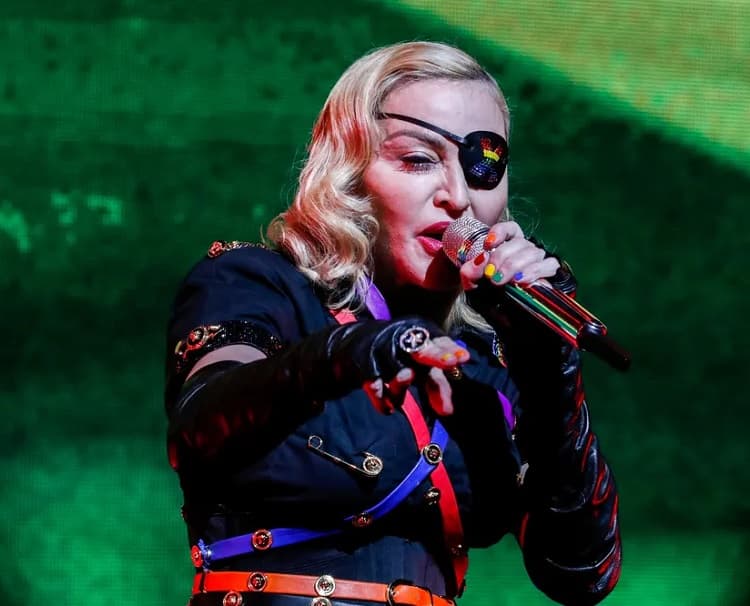 No Instagram, Madonna agradece aos fãs após susto e internação