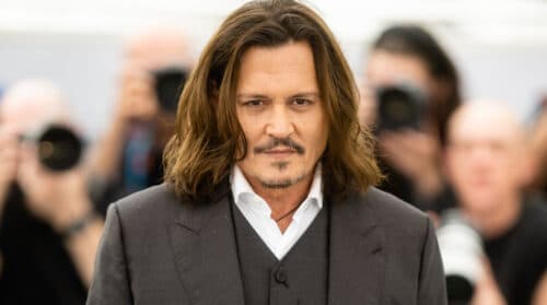 Johnny Depp é encontrado inconsciente em hotel antes de show, diz site