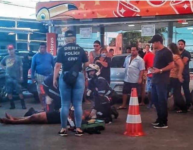 Travesti recebe alta após ser baleada por cabo da PM em Manaus