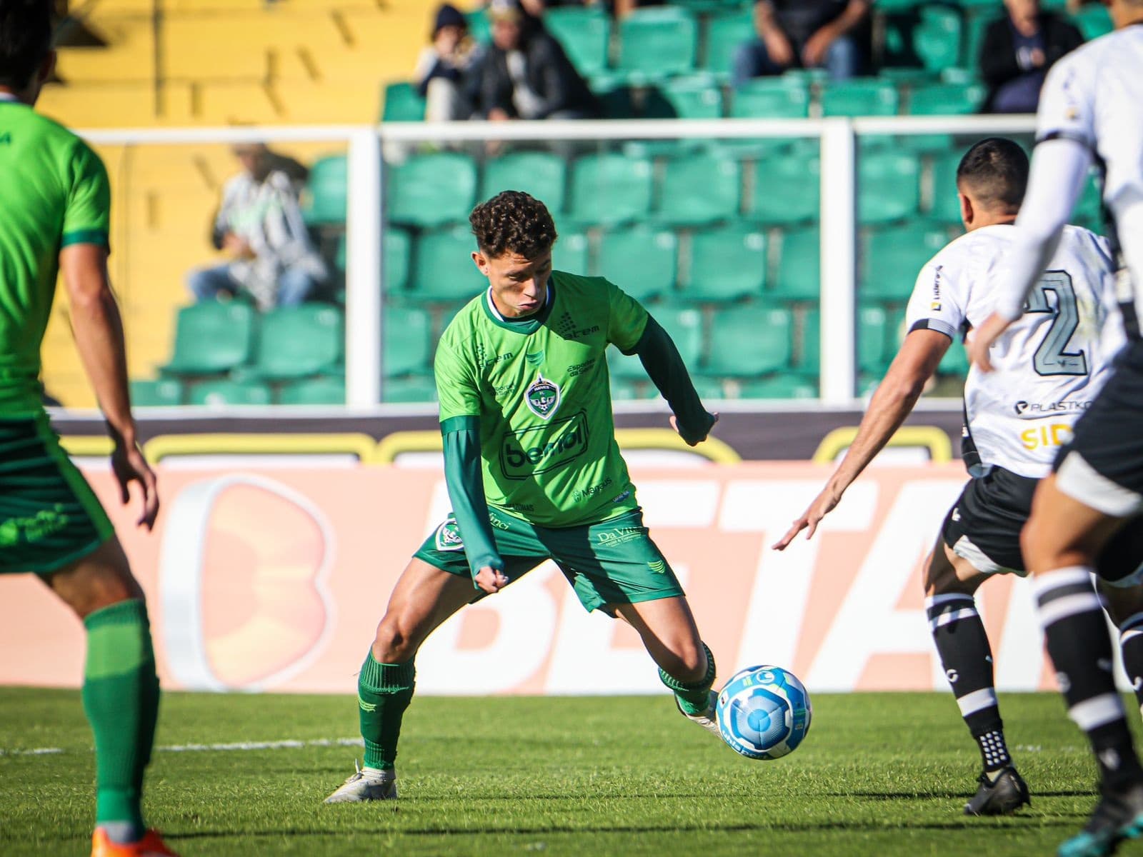 Série C: Manaus empata com o Figueirense e é rebaixado