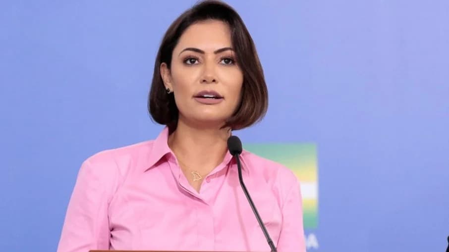 Advogado deixa a defesa de Michelle Bolsonaro no caso das joias