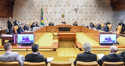 Com 4 votos a favor, STF adia julgamento sobre porte de drogas
