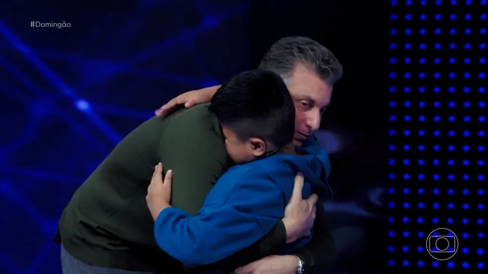 Equipe é eliminada do ‘Pequenos Gênios’ e Luan Gama é consolado por Huck