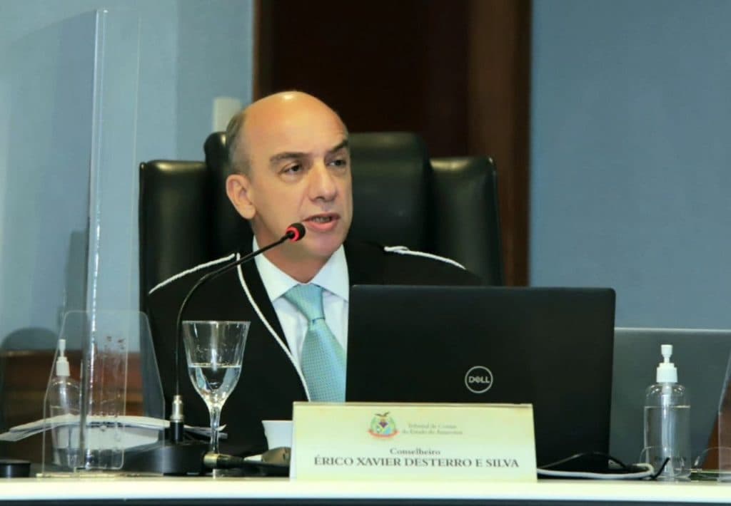 Isolado: Érico Desterro perderá Escola de Contas após nova legislação