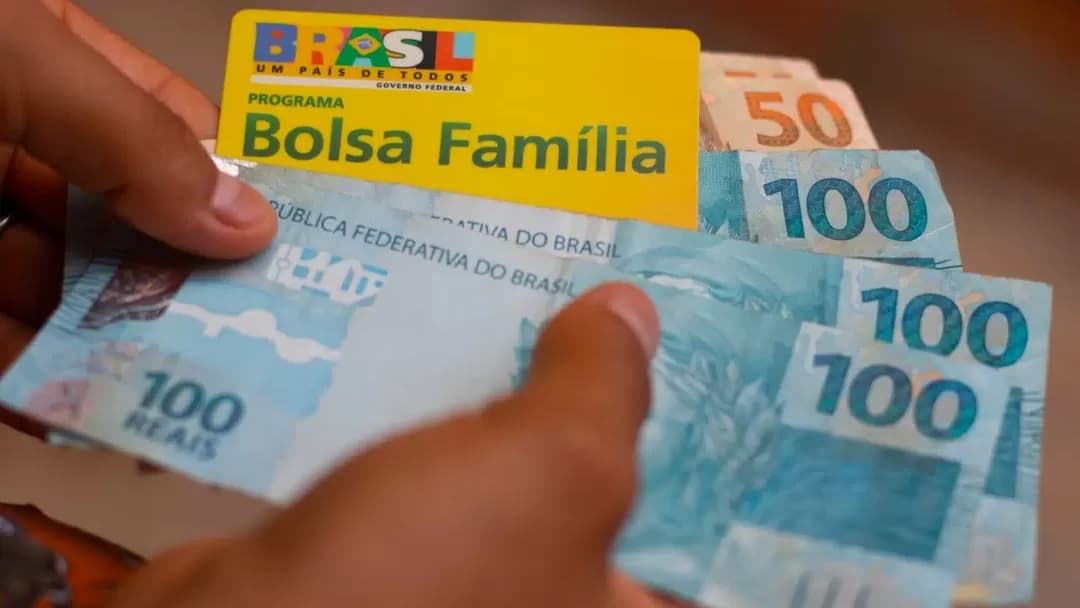 Veja as cidades do AM beneficiadas pela antecipação do Bolsa Família
