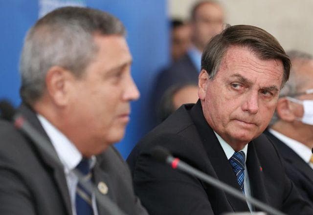 TSE forma maioria para 2ª condenação a inelegibilidade de Bolsonaro