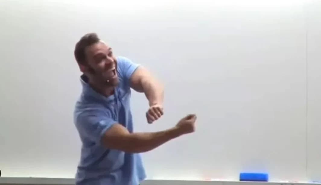 Lewandowski demite agente da PRF que ensinou técnica de tortura com gás em curso