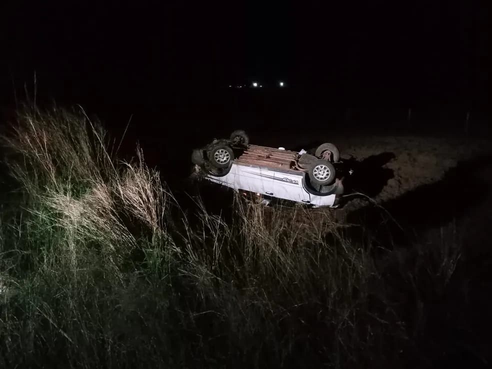 Após sofrer acidente, homem acaba em delegacia ao portar arma dentro de ambulância, no TO