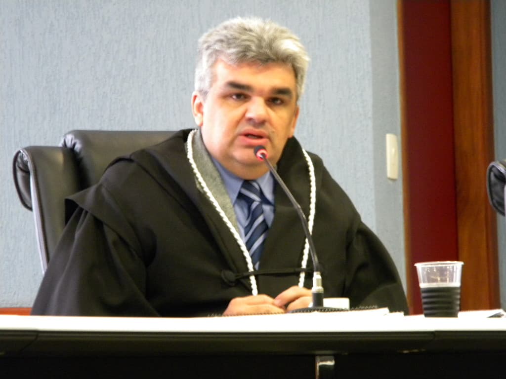 Corregedor recorre ao TJAM para manter afastamento de Ari Moutinho Júnior