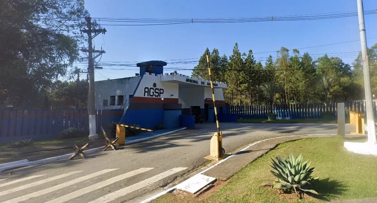 Furto de armas: Exército rejeita laudo e cabo suspeito segue trabalhando