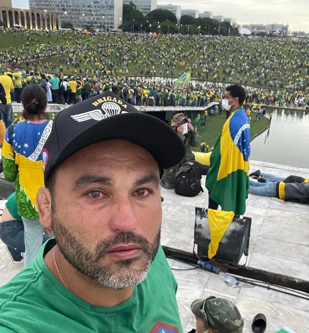 8 de janeiro: Léo Índio, primo dos filhos de Bolsonaro, é alvo de buscas da PF