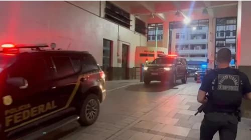 Policiais são presos após escoltarem 16 toneladas de drogas para Facção, no RJ